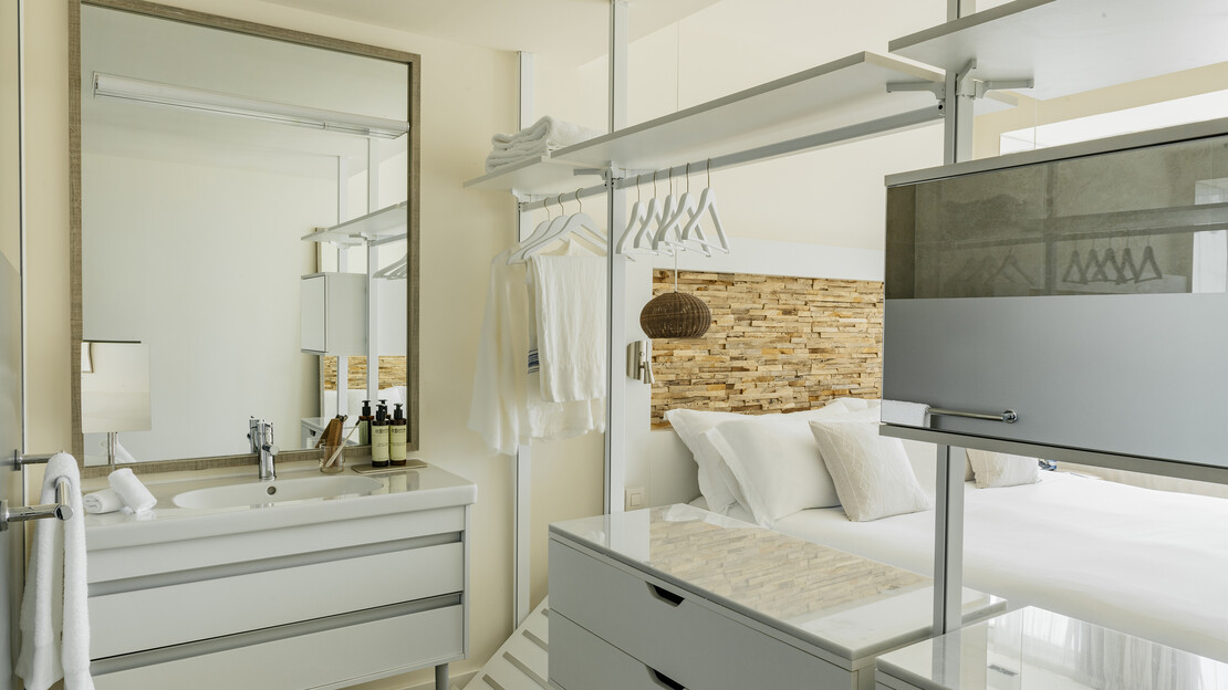 Superior ME with Terrace